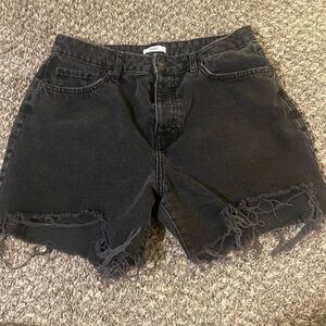 Black mid length ripped shorts 
Forever 21 30 inch waist women .